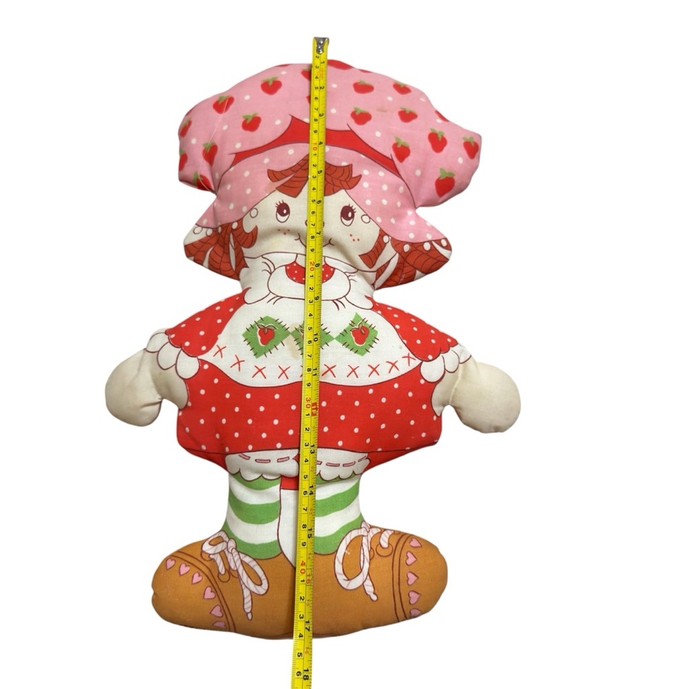 18” Vintage 80s Strawberry Shortcake plush doll - Picture 3 of 9